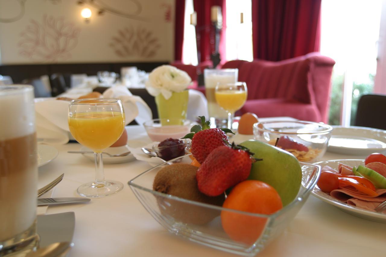 Hotel Zum Roessel Kandel Eksteriør billede
